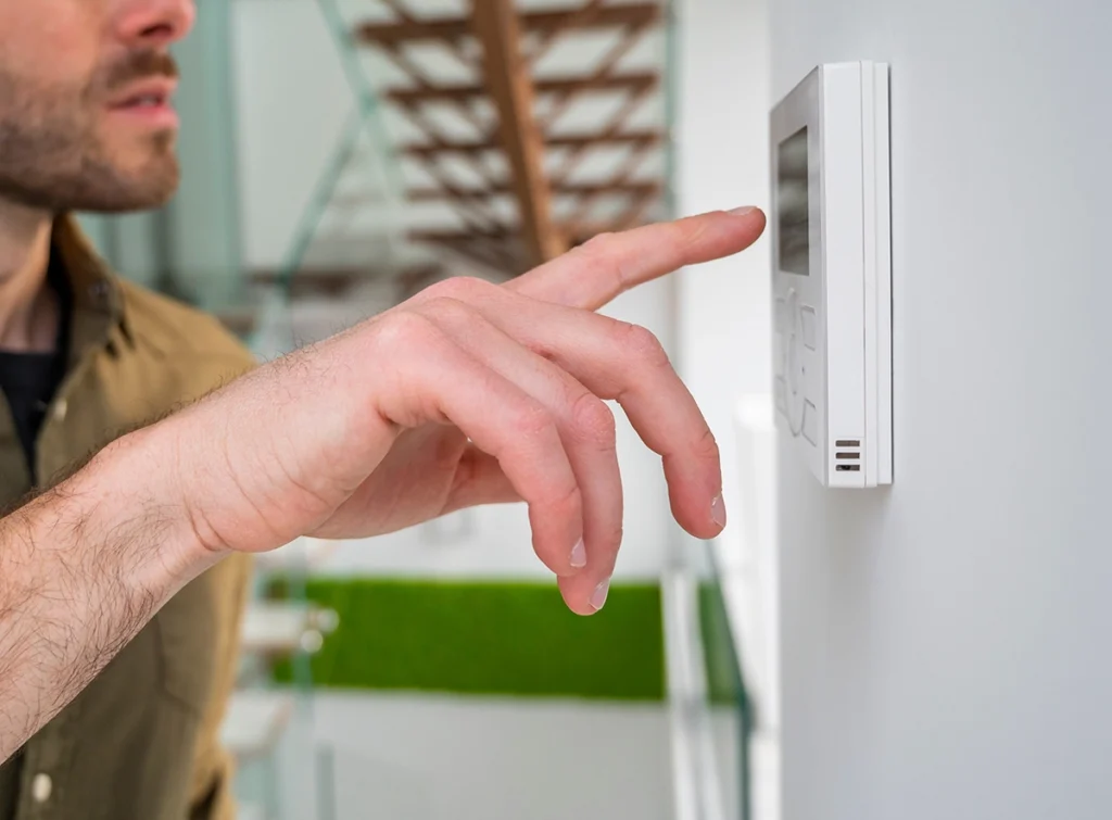 Rocket Air - AC Not Blowing Cold Air? Top Reasons and Quick Fixes